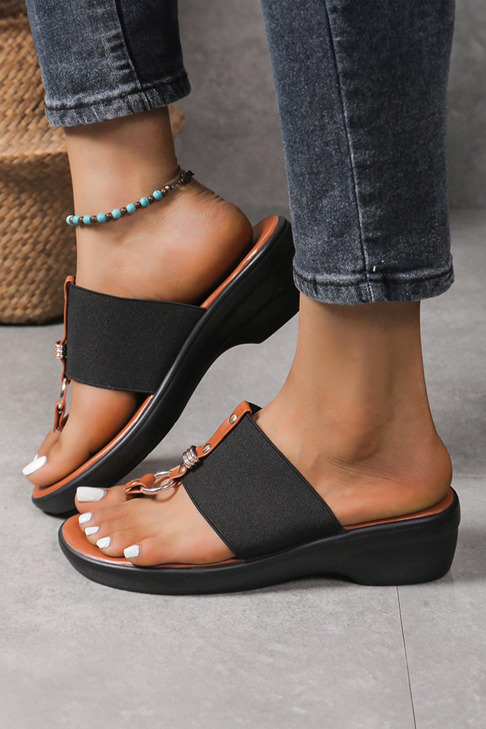 Chestnut Wide Band Clip Toe PU Leather Wedge Slippers
