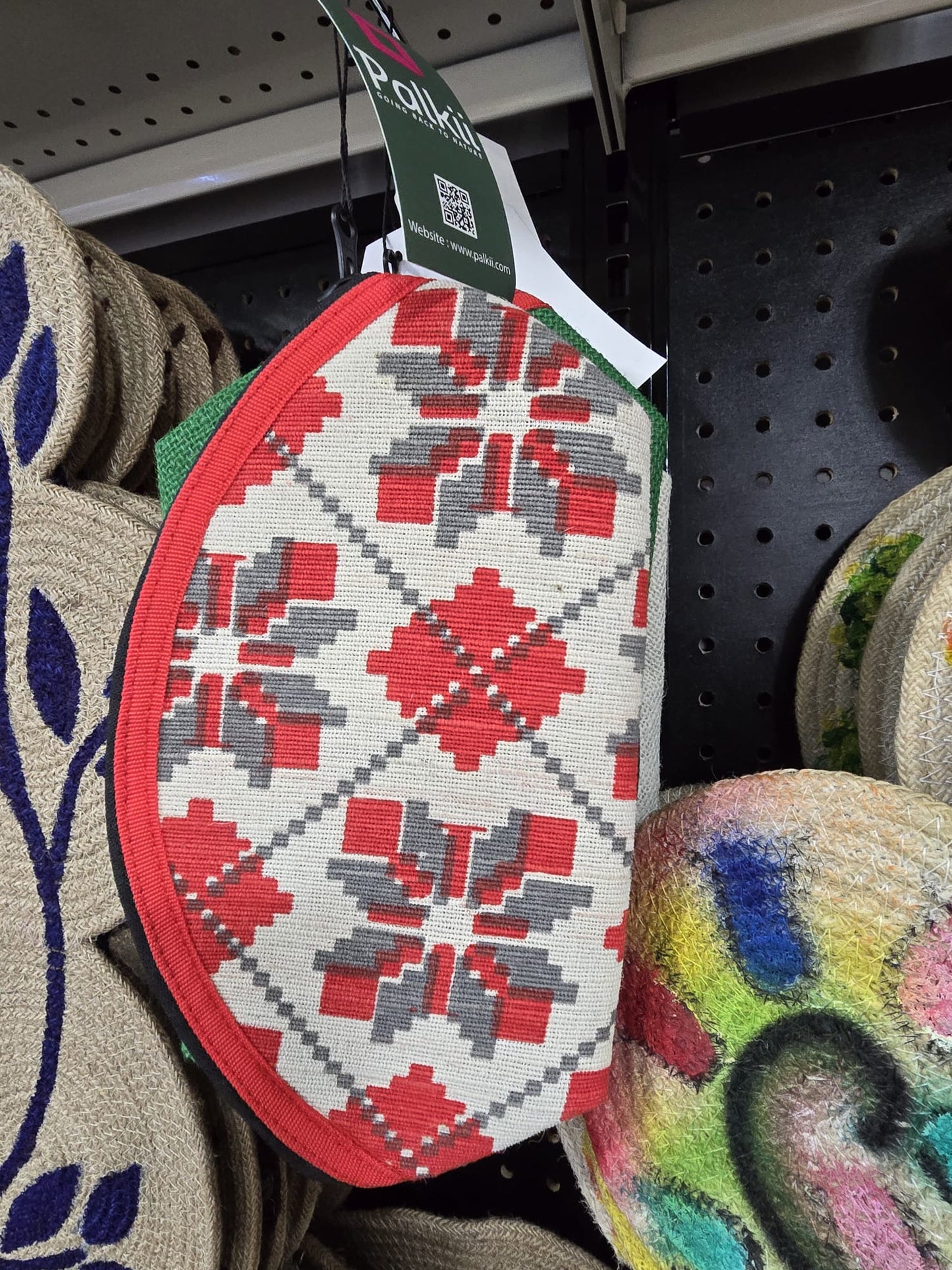 EcoChic Jute Purse: Stylish & Sustainable Handcrafted Bag